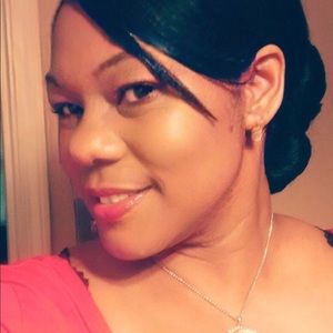 Meet your Posher, Velesia